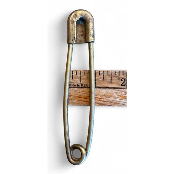 VTG Brass Military Laundry Blanket Pin Key Tag Heavy Duty 901 Historic Nostalgia - Picture 2 of 4